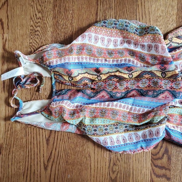 Psychedelic Jump-suit - Picture 2 of 2